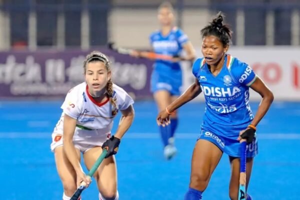 FIH INDIAN WOMEN HOCKEY TEAM DEFEATED BY 3-1 BY NETHERLAND